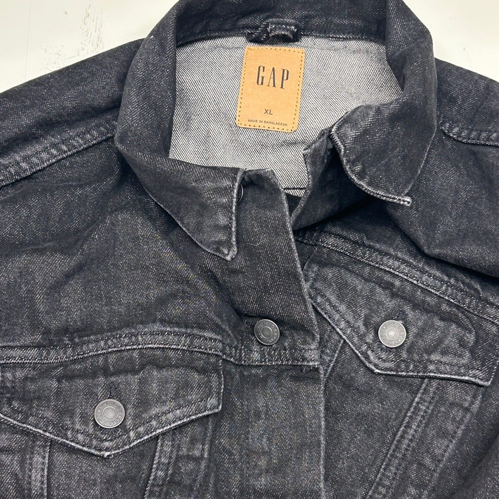 GAP Dark Charcoal Gray Denim Jacket